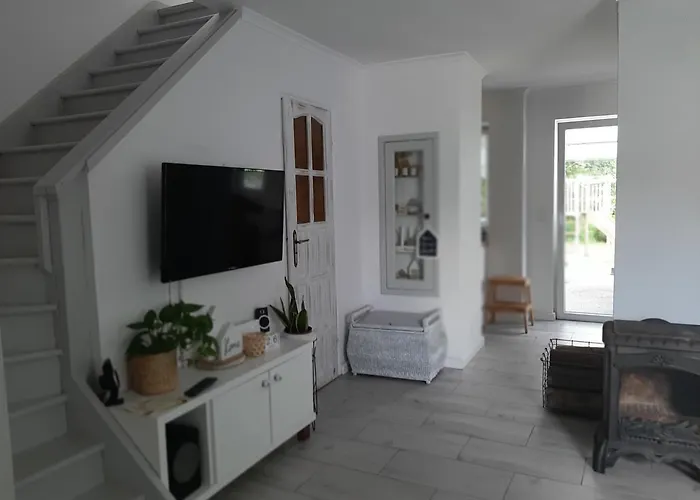 Lipowy Zakatek אוסטראון