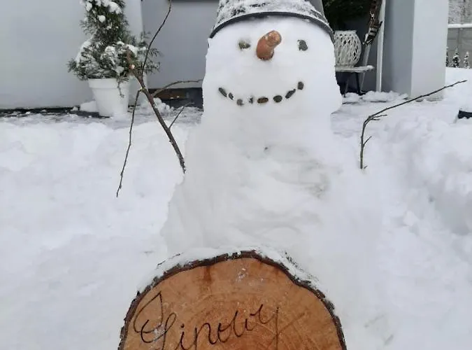 Lipowy Zakatek אוסטראון