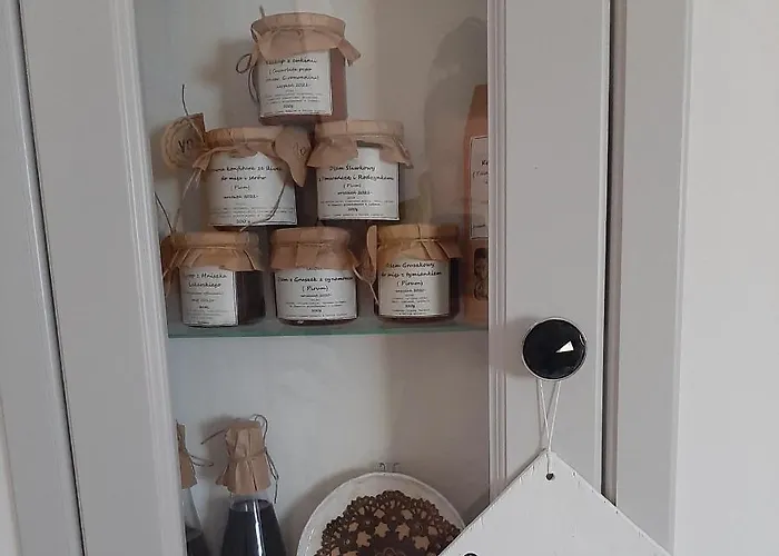 Lipowy Zakatek אוסטראון